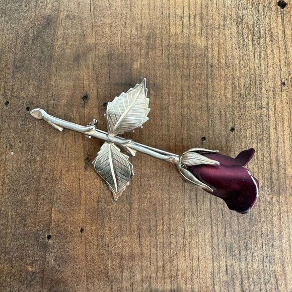 Vintage Unsigned Ruby Red Rose Pin Brooch Gold Tone 3” - Picture 3 of 10